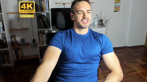 hot_martin25  08-07-2022 video kiss