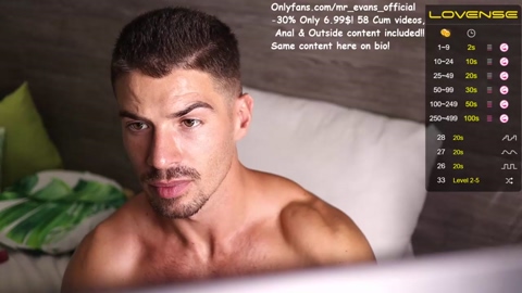 mr_evans_official  08-07-2022 video Topless