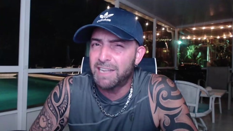 whaaaaaaaat  11-07-2022 video striptease