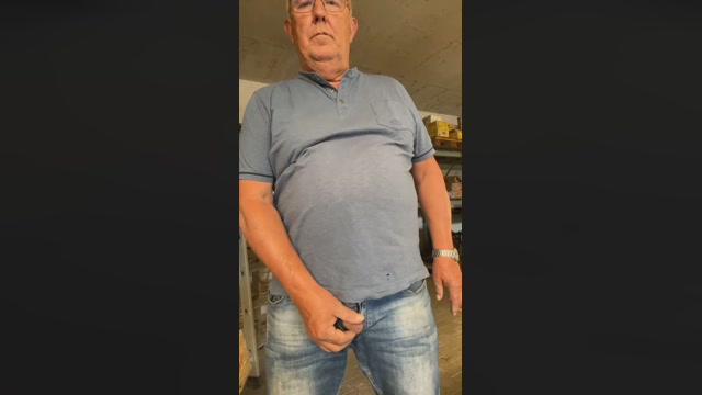 klaus4457  12-07-2022 Recorded Video twink