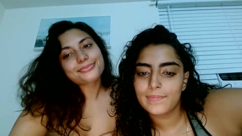 breezy6908 13-07-2022 boobs 