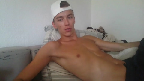 thormos7  14-07-2022 video sexyfeet