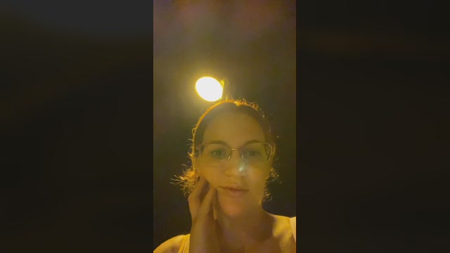 Alicia1994 17-07-2022 spank 