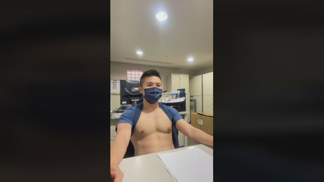 Hufox203145  18-07-2022 Recorded Video twink