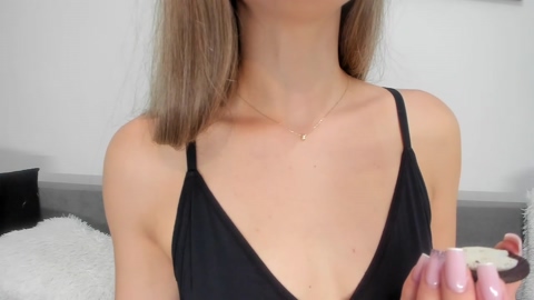 annemona9 20-07-2022 hot 