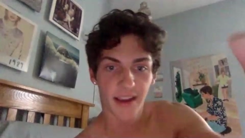 hotyungman18  23-07-2022 video kissing