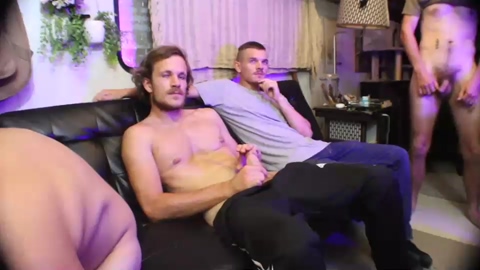 hollandhousestudios  27-07-2022 video show