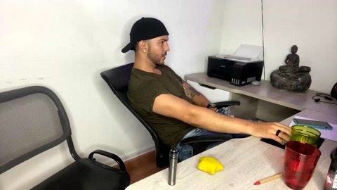 tommy_jhonn  29-07-2022 video kissing