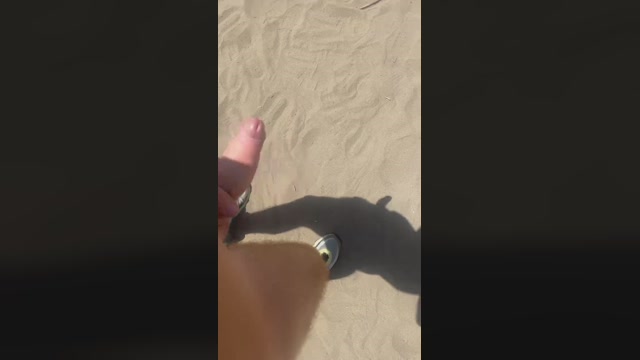 cambeach4  30-07-2022 Recorded Video kissing