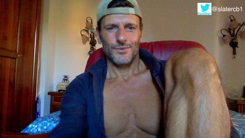 slater2011  31-07-2022 video beautiful