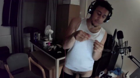 444livin  01-08-2022 video handsome