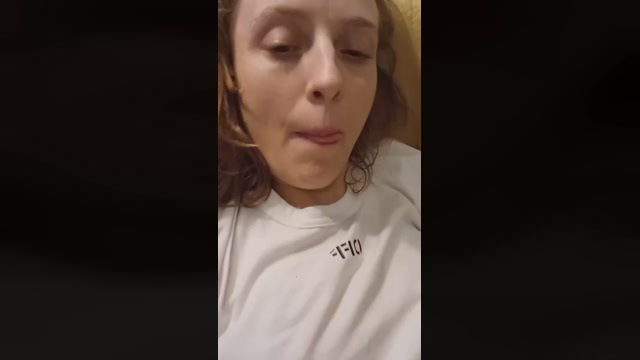 nikkit4  01-08-2022 spanking Females