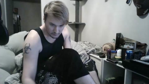 zombi_strain  02-08-2022 video analsex