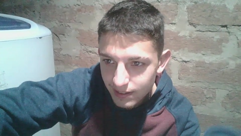 OliverCam_S2  03-08-2022 Recorded Video sexyfeet
