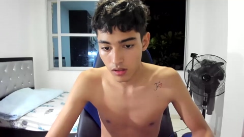 angel_hoti  04-08-2022 video Nude