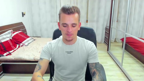 huge_cock21  03-08-2022 video gay