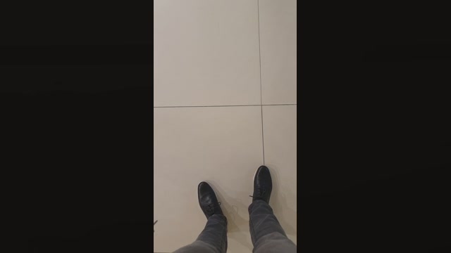 juanpohot  04-08-2022 Recorded Video legs