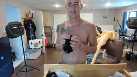 ryanrailer  04-08-2022 video sex