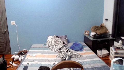 Hufox203145  05-08-2022 Recorded Video legs