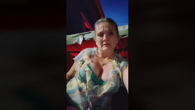 LADY_CHARLYNE 04-08-2022 suckcock 