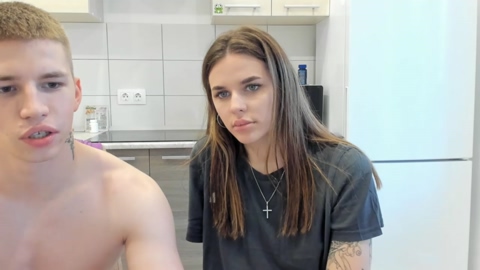 cute_joni 06-08-2022 hot 