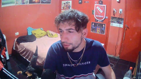 pajinn1997  06-08-2022 Recorded Video kissing
