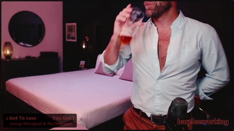 bareleeworking  09-08-2022 video fingering