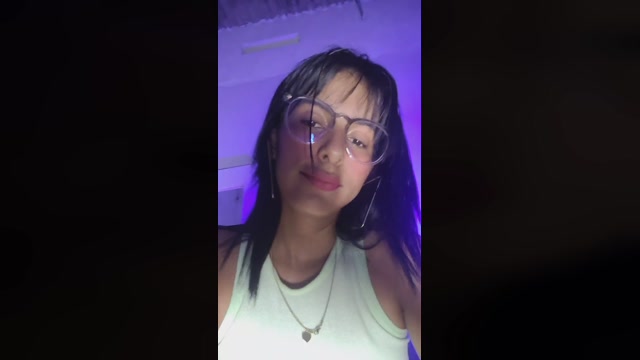 cute_plop 09-08-2022 hot 