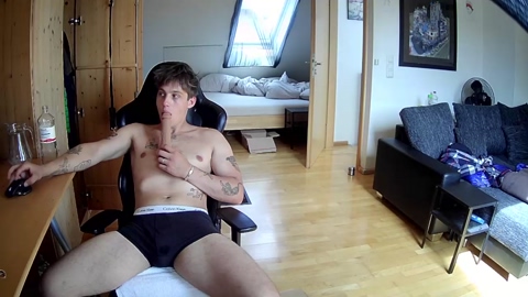 johnny2000x  09-08-2022 video Naked
