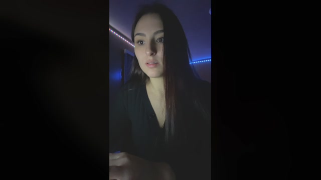 EstrellaHot98 10-08-2022 fuckhard 