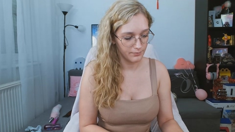 LunaNicole 10-08-2022 jerkoff 