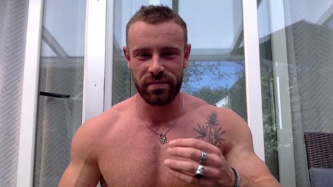 musclehunk97  10-08-2022 Recorded Video kissing