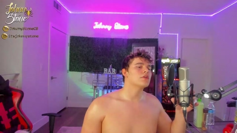 thejohnnystone  10-08-2022 video love