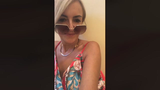 hotbonnet 11-08-2022 ass 