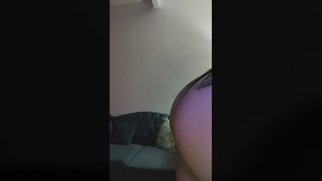 annalin4es 12-08-2022 sucktits 