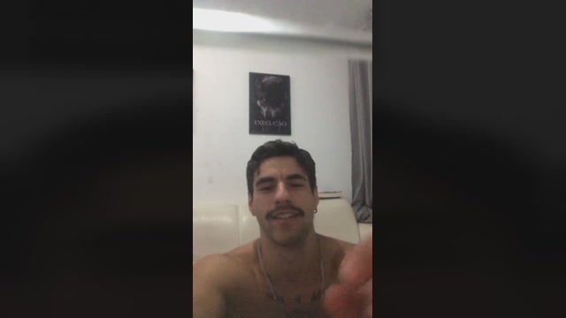 lucass_alves19  12-08-2022 Recorded Video kissing