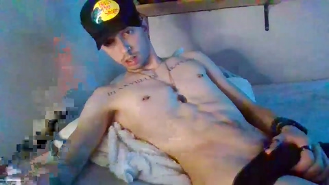 hardshyguy1  14-08-2022 video analsex