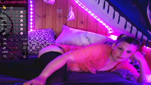 littlelillywhite  15-08-2022 suckcock Females