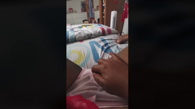HottieIn22 16-08-2022 kissing 
