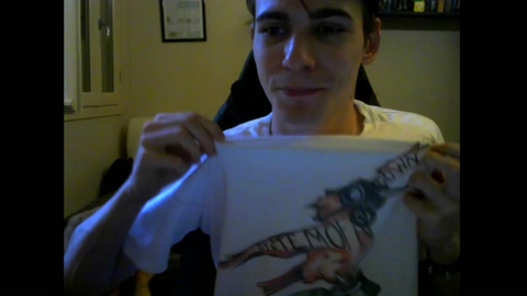 dumbnerd3  15-08-2022 video handsome