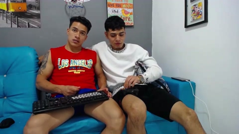 hott_asses  15-08-2022 Recorded Video bigtoys