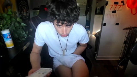 bashful4200  17-08-2022 video amateur