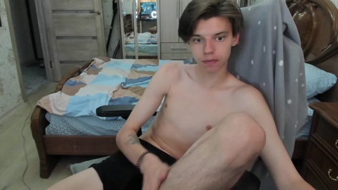 guy_liam1  17-08-2022 video natural