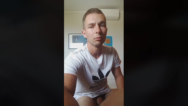riccardoyeah  17-08-2022 Recorded Video beauty