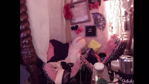 xxx_brattyslut_xxx 17-08-2022 Cam 