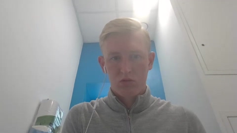 19yoharry  18-08-2022 video Ass