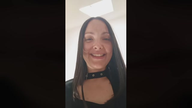 FoxySpanks 18-08-2022 boobs 