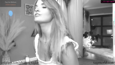 phoenix_taylor 18-08-2022 boobs 
