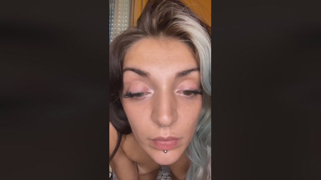 Ne_cil__e 19-08-2022 naked 