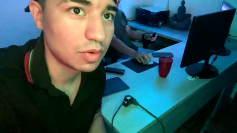 tommy_jhonn  19-08-2022 video blowjob